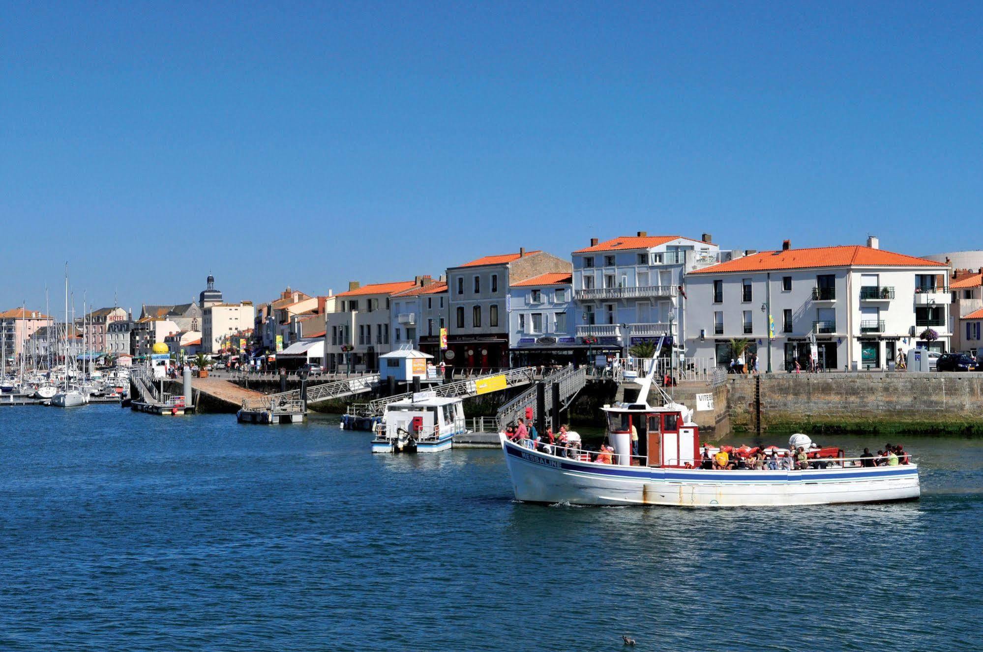 Vacancéole - Les Jardins de l'Amirauté Les Sables-dʼOlonne Exterior foto